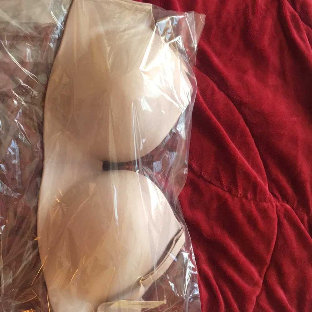 Vanishing Back Wireless Bra